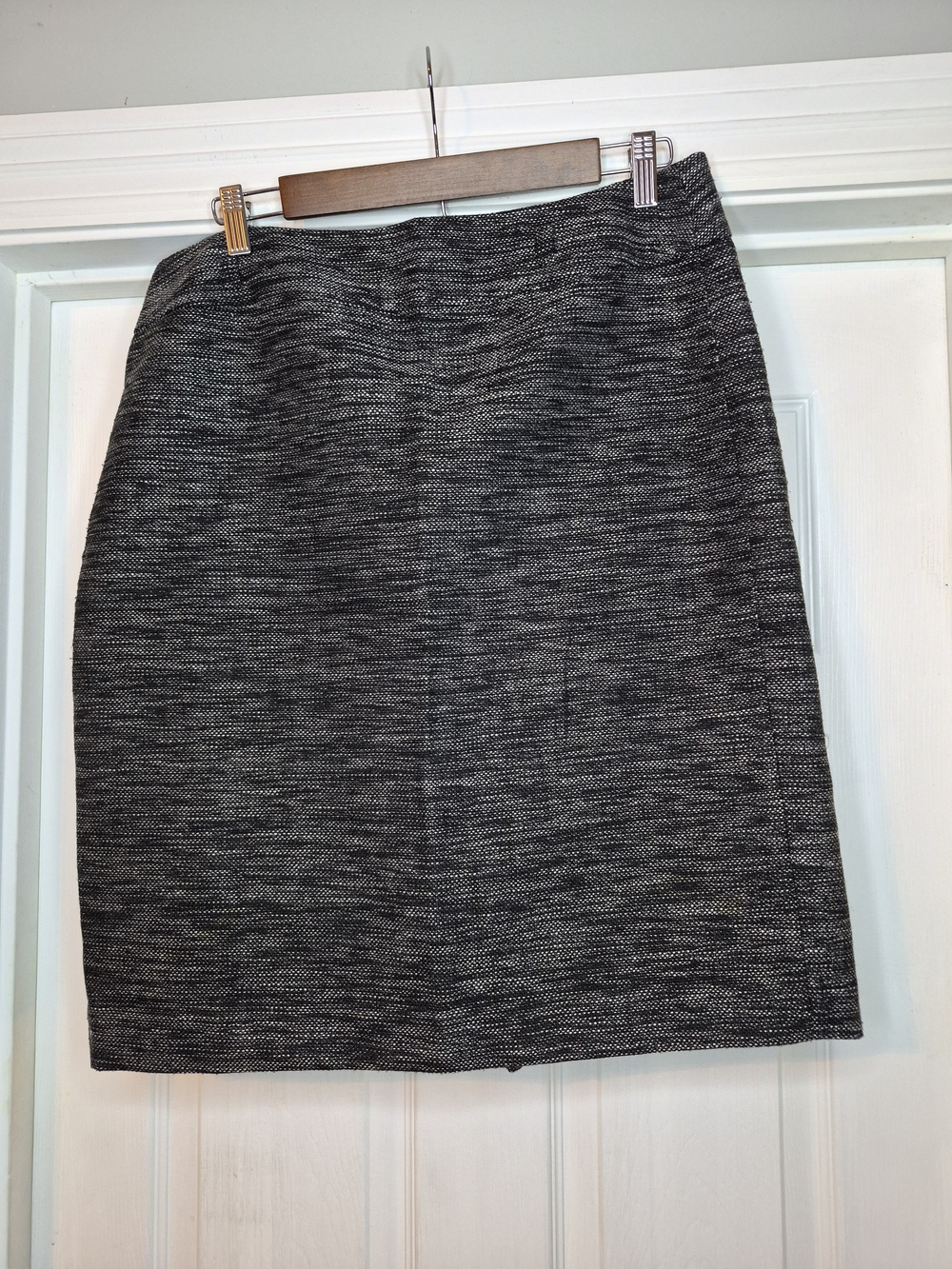 Ann Taylor Women's Black Pencil Skirt Size 12